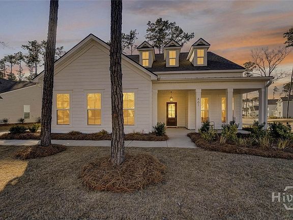 3rd image of 461 Mandeville Drive