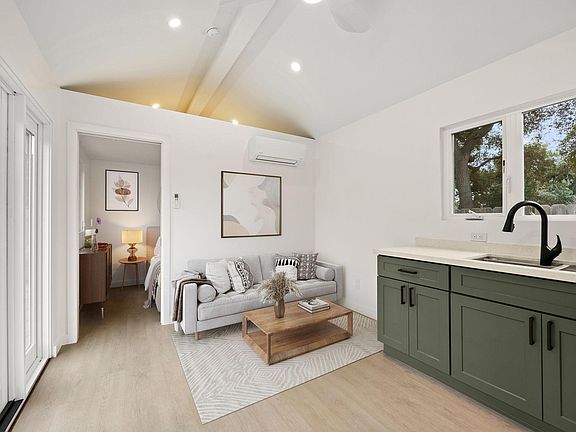 2nd image of 1120 Capello Way