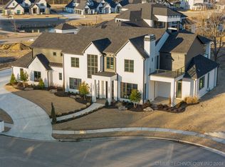 111 S 72nd Ct, Broken Arrow, OK 74014