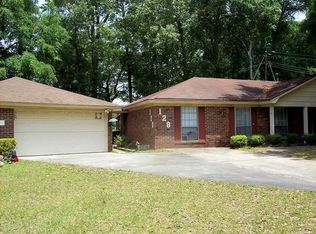128 Greenbriar Dr, Savannah, GA 31419