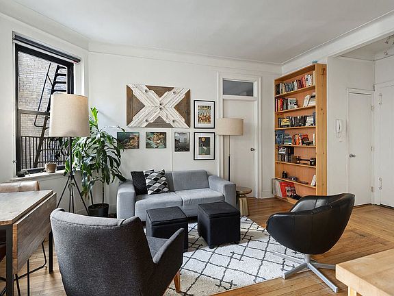 3rd image of 78 8th Ave APT 3K