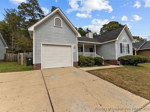3rd image of 329 Abbottswood Dr