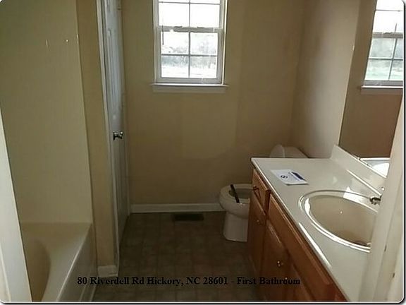 3rd image of 111 Serenity Dr