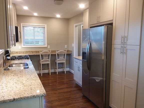 5th image of 25118 Ursuline St