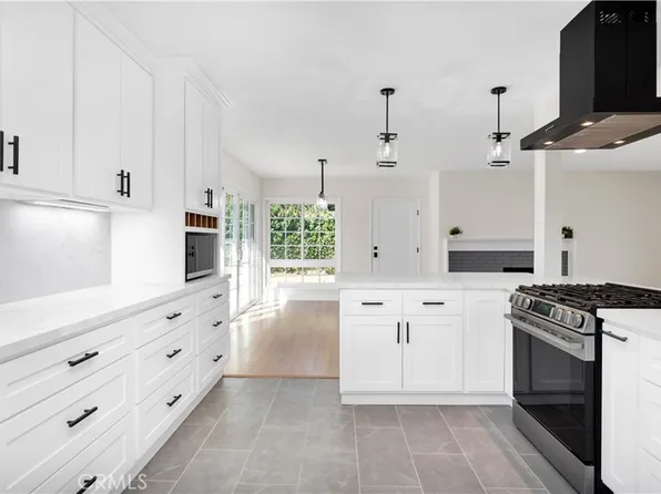 5275 E 25th St, Long Beach, CA 90815