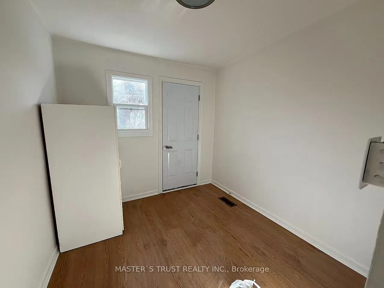 4 bed, $2,200 — Photo 4