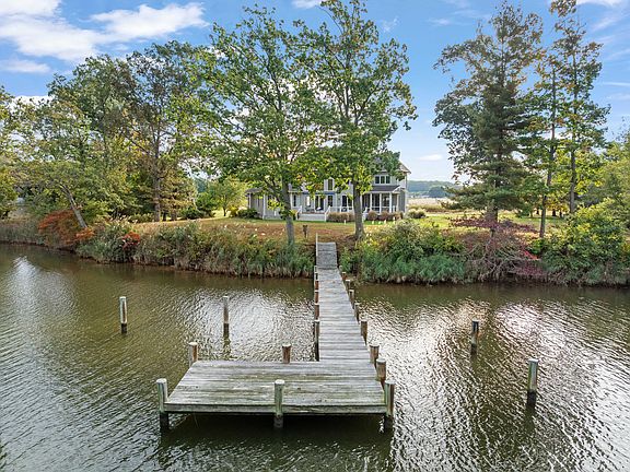 5th image of 1576 Bay Head Rd