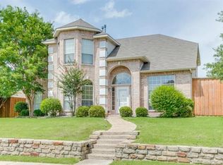 4913 Petersburg Dr, Rowlett, TX 75088