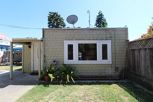 1517 Linden St Photo 1