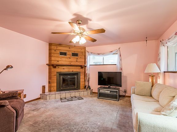 5th image of 616 Weston Dr