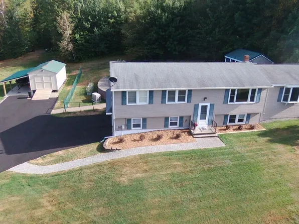 113 Seminole Drive, Farmington, ME 04938