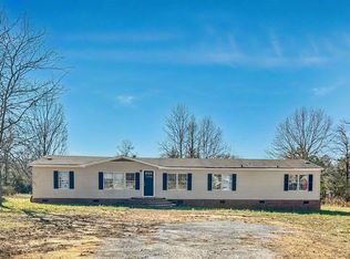 9 Long Acre Ln, Simpsonville, SC 29680