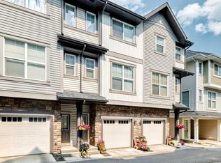 60 W New Brighton Point SE, Calgary, AB T2Z 1B8
