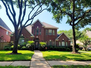 17410 Fountainview Cir, Sugar Land, TX 77479