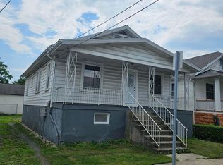 34 Saint Charles St, Schuylkill Haven, PA 17972