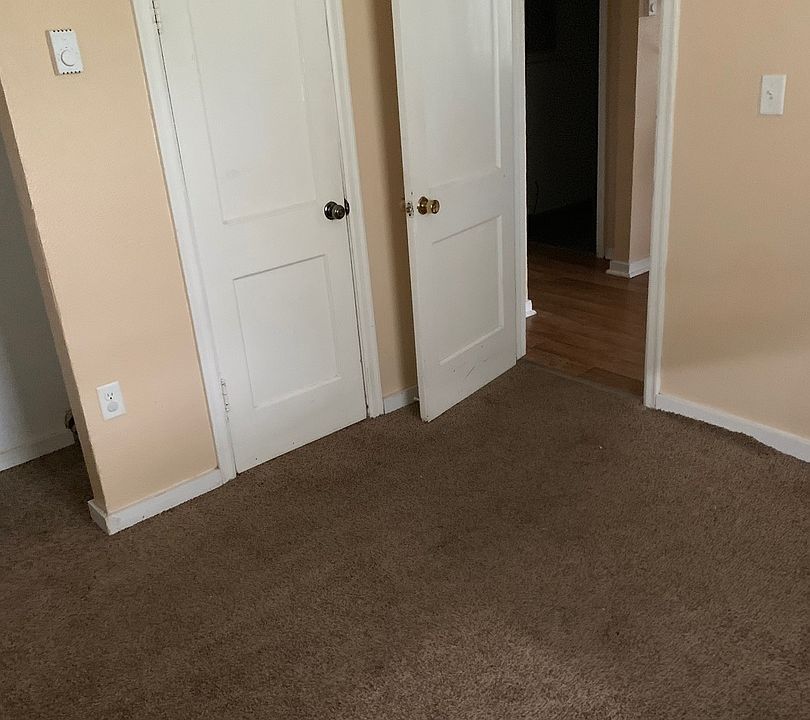 1st image of 307 9th Ave NE