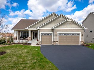 8933 197th St W, Lakeville, MN 55044