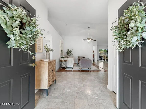 83 REEDING RIDGE Drive E, Jacksonville, FL 32225