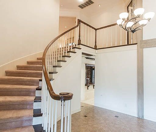 2nd image of 2892 Bottlebrush Dr
