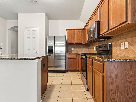 4th image of 3101 Aspen Way