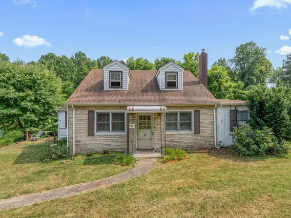 5977 Buffalo River Rd, Earlysville, VA 22936