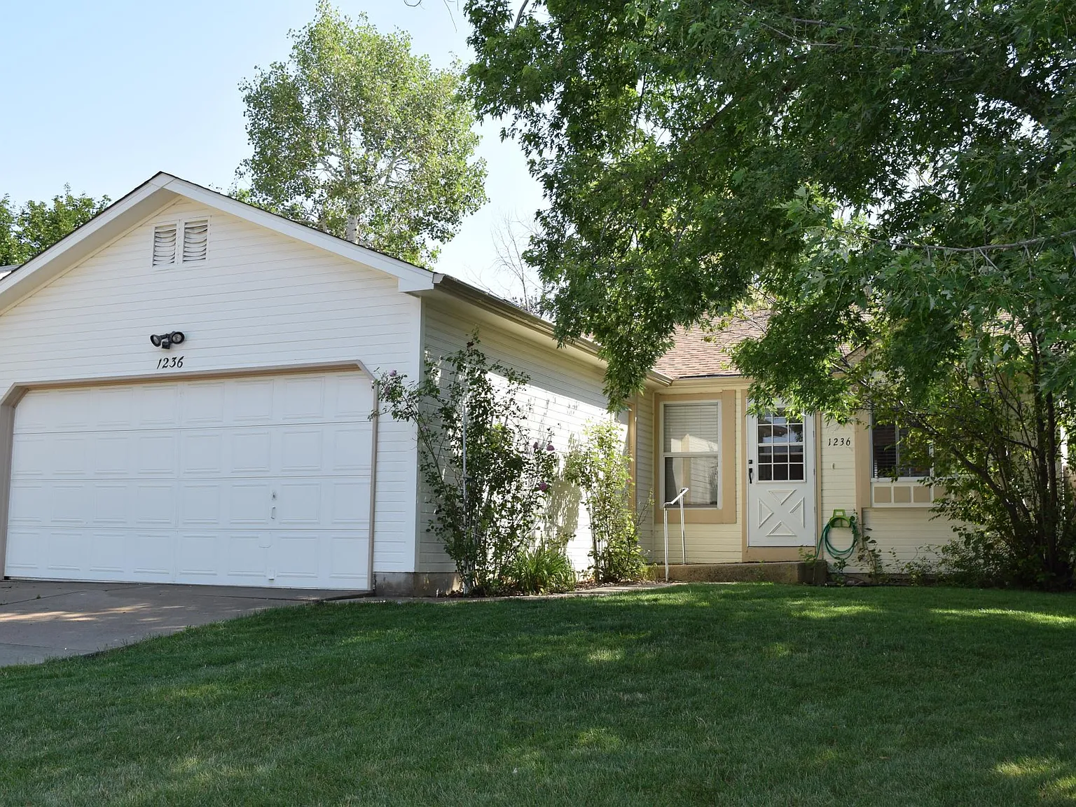 4 bed, 1790 sqft, $2,575 — Photo 1
