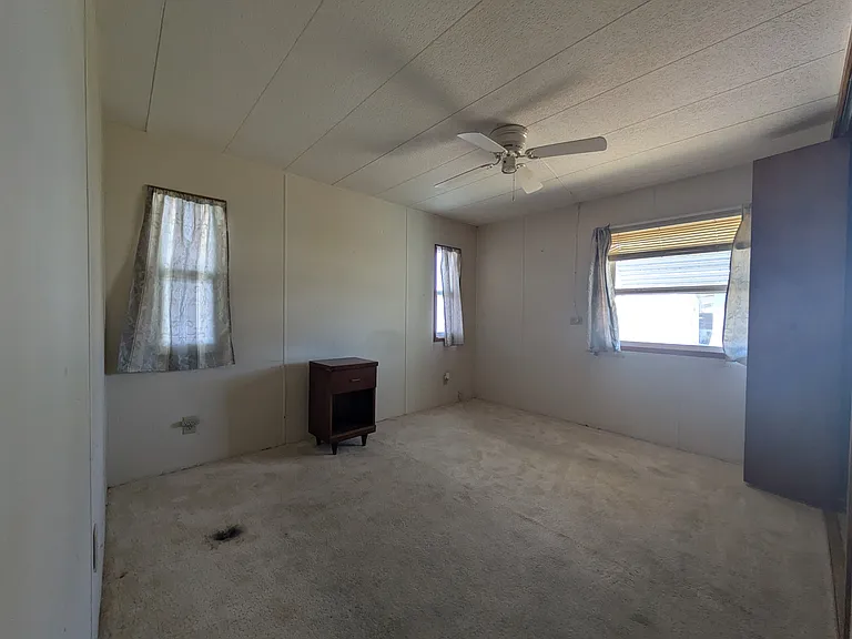 3328 Illinois Ave — Photo 9