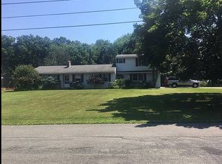 65 Payn Ave, Chatham, NY 12037