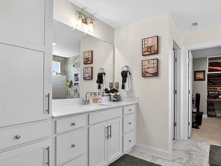 5516 Verona Rd — Photo 15