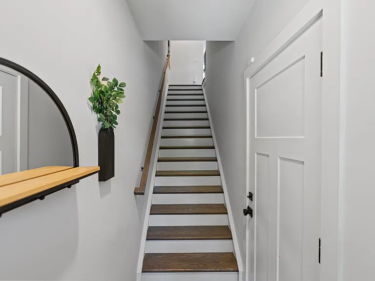 6020 Irwins Branch Dr — Photo 33