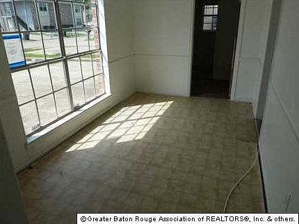 5th image of 2065 Sherwood Meadow Dr