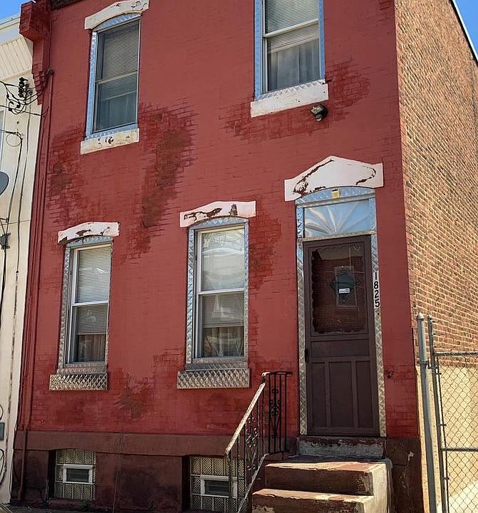1st image of 1825 E Ontario St