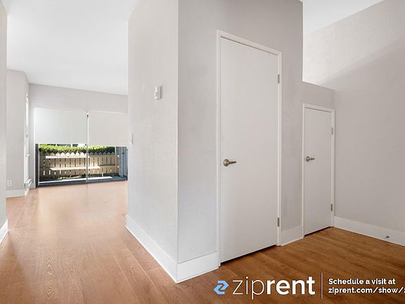 2nd image of 139 Shoreline Ct