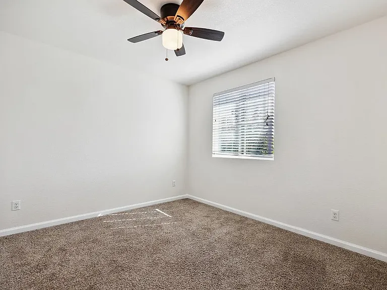 7185 Corvus Cir — Photo 31