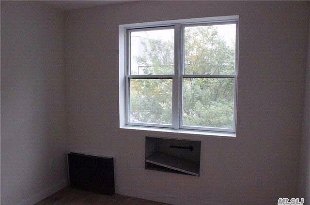 2nd image of 103 Varet St #3F
