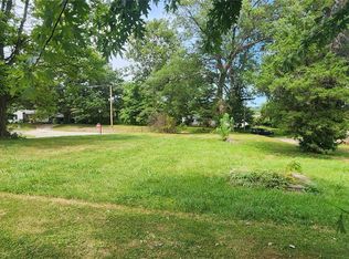 222 Old Troy Rd, Winfield, MO 63389