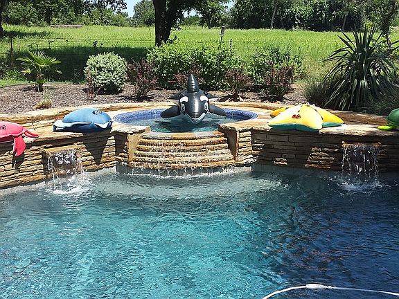 2nd image of 117 Turnberry Ct