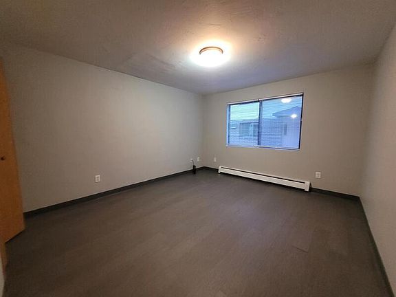 5th image of 311 Leeland St #5