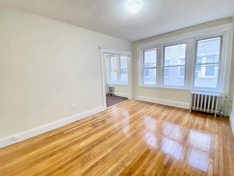 89 Park Dr #18 — Photo 1