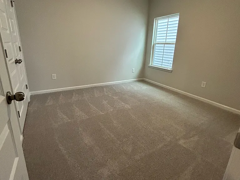 563 Magnolia Terrace Dr — Photo 22