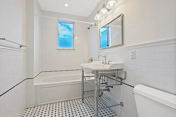 Rented by R Management | media 13