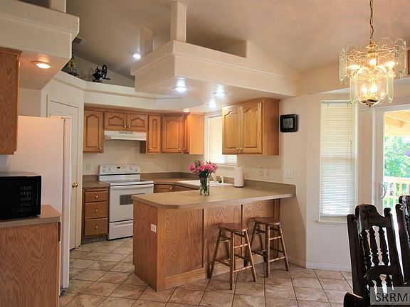2nd image of 3085 N Highpoint Dr