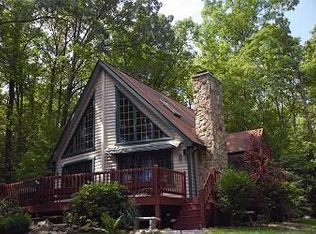 208 Cliff Rd, Oakland, MD 21550