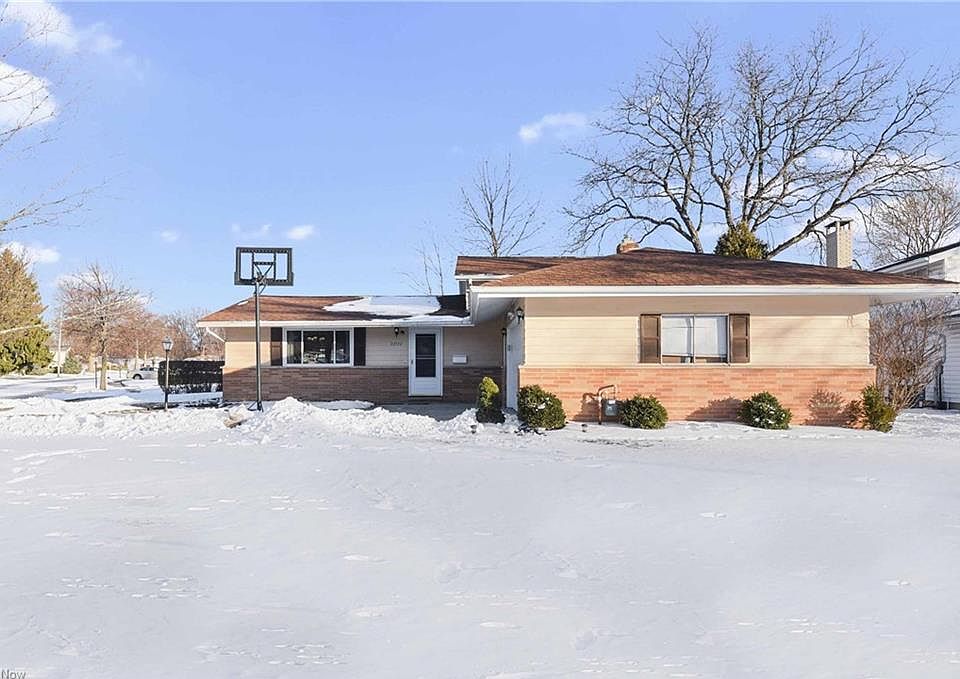 1st image of 22542 Sandy Ln