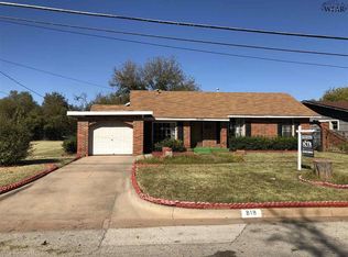 818 Gerald St, Wichita Falls, TX 76301