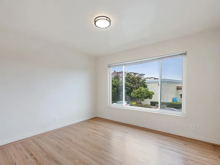 131 S Magnolia Ave #2 — Photo 10
