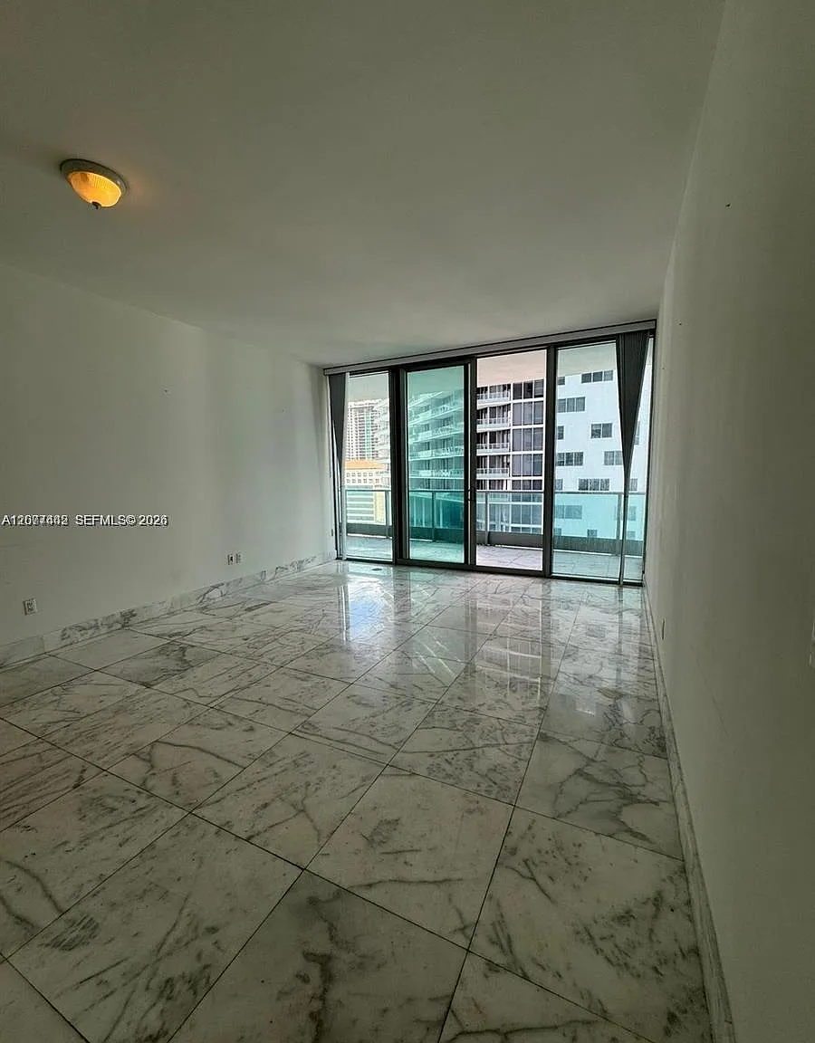 Jade Residences At Bricke — Photo 3