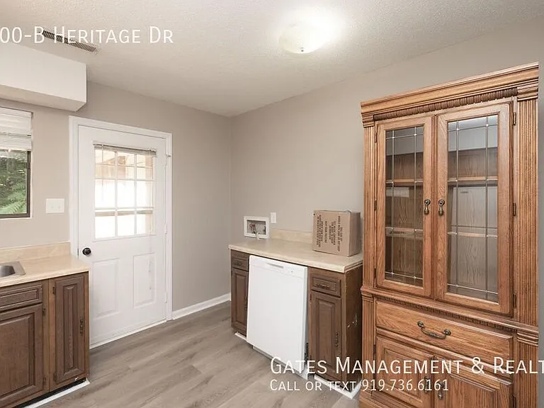 100B Heritage Dr — Photo 6
