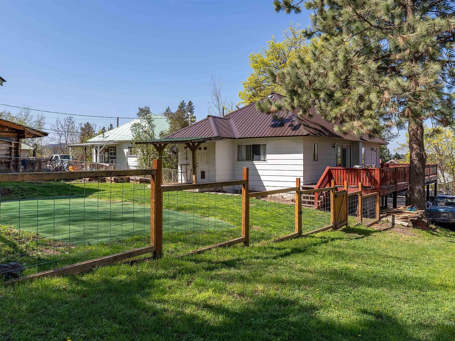 1025 Pine St, Potlatch, ID 83855 Zillow