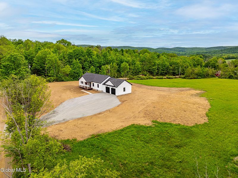 4th image of 49 Hall Road